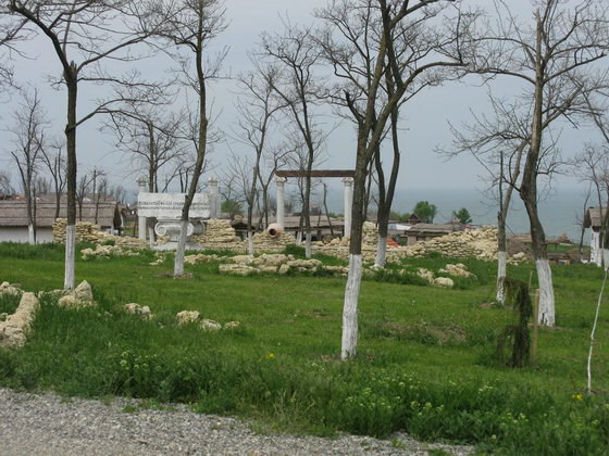 Остатки греческого поселения на Тамани